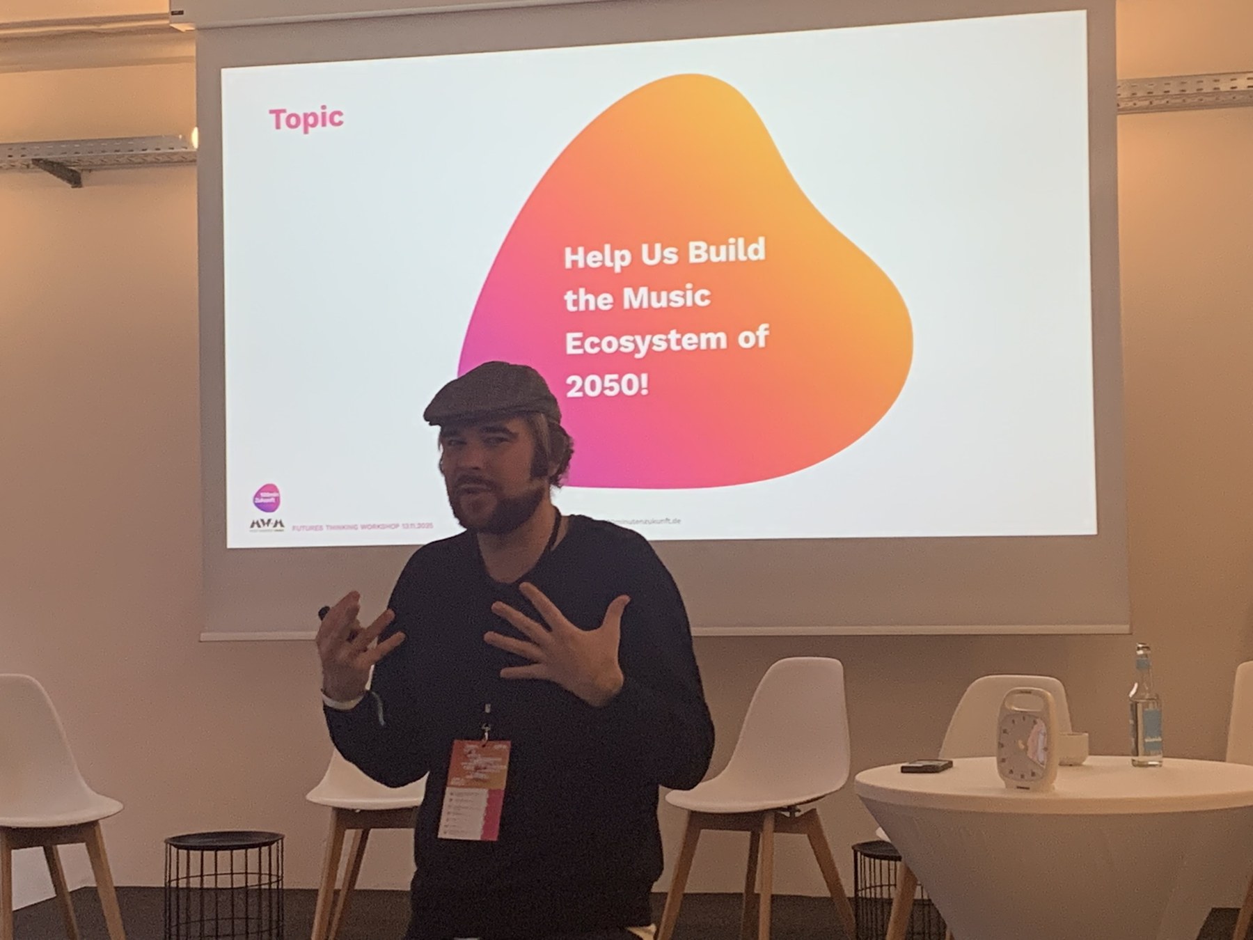 Ferdinand Linke moderiert den Workshop zur Zukunft des Musik-Ökosystems 2050.
